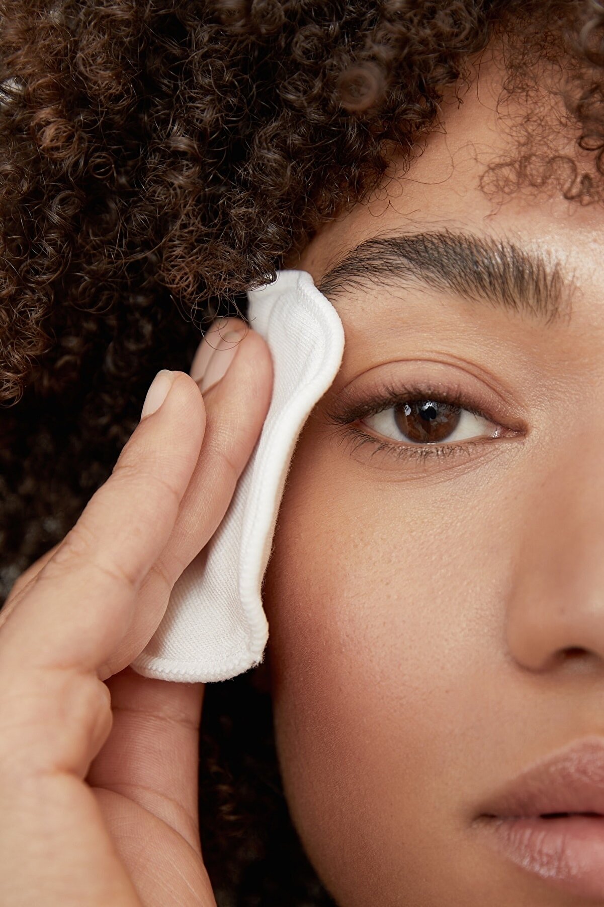 Nivea Make Up Expert Çift Fazlı Göz Makyaj Temizleyici 125 ml